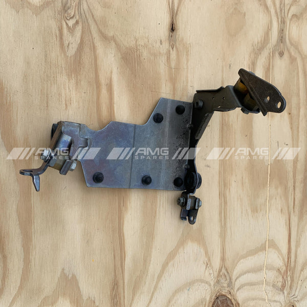 M177 ECU bracket mount A1771502973